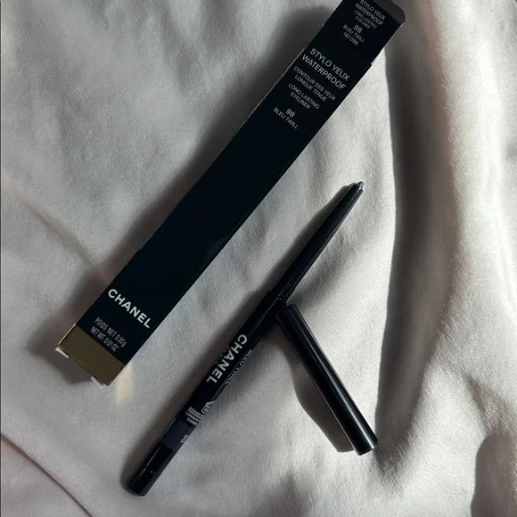 Chanel denim collection eyeliner - Picture 5 of 16